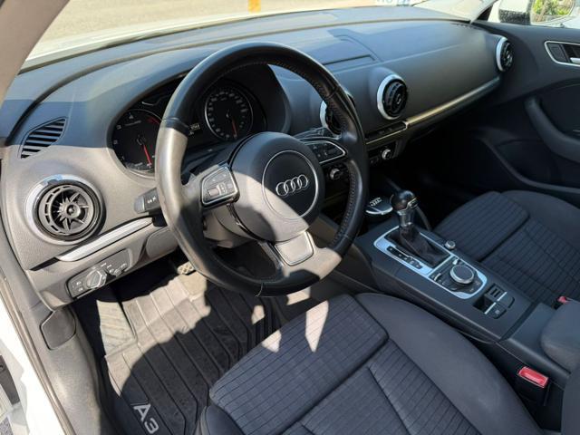 AUDI A3 1.6 TDI AUTOMATICA S TRONIC