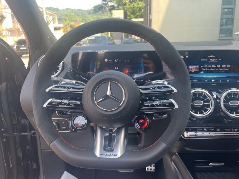 Mercedes-Benz GLA 45 S AMG 4Matic Racing Collection