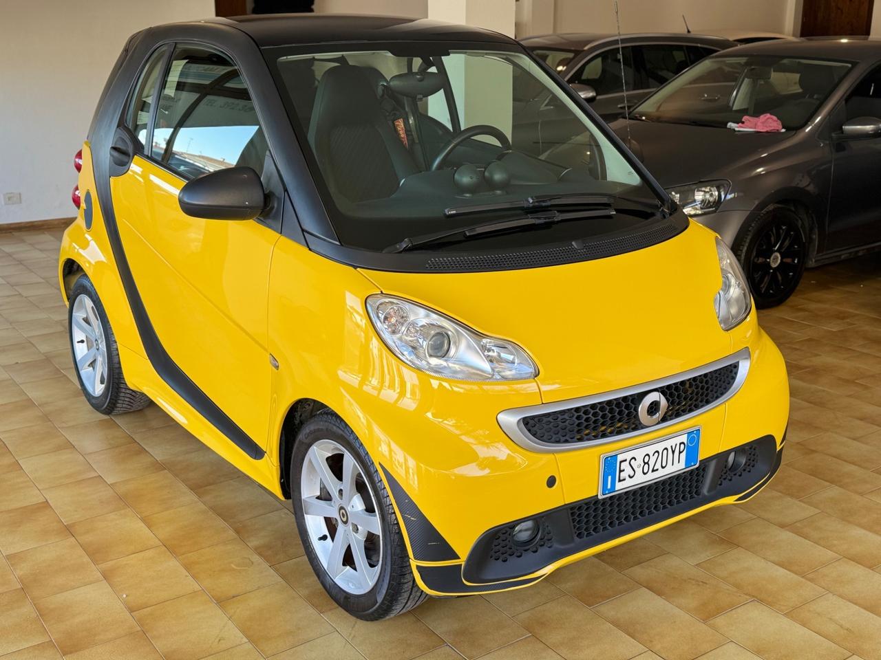 Smart ForTwo 1000 52 kW MHD coupé passion