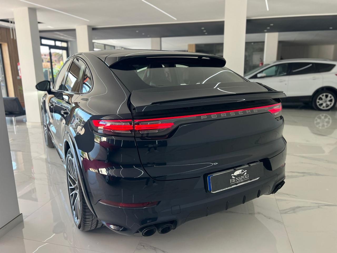 Porsche Cayenne Coupé 3.0 V6 Platinum Edition iva esposta