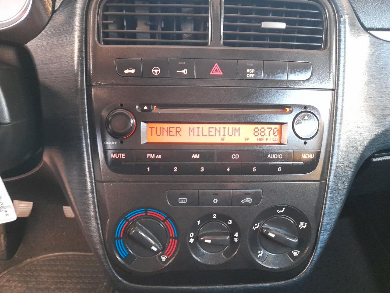 Fiat Grande Punto 1.4 Starjet 16V 3 porte Emotion