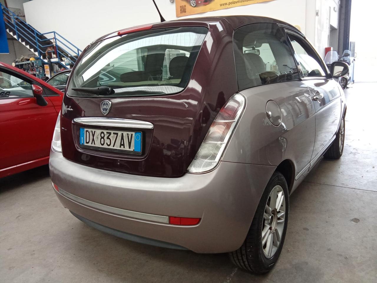 Lancia Ypsilon 1.4 Platino Ecochic GPL