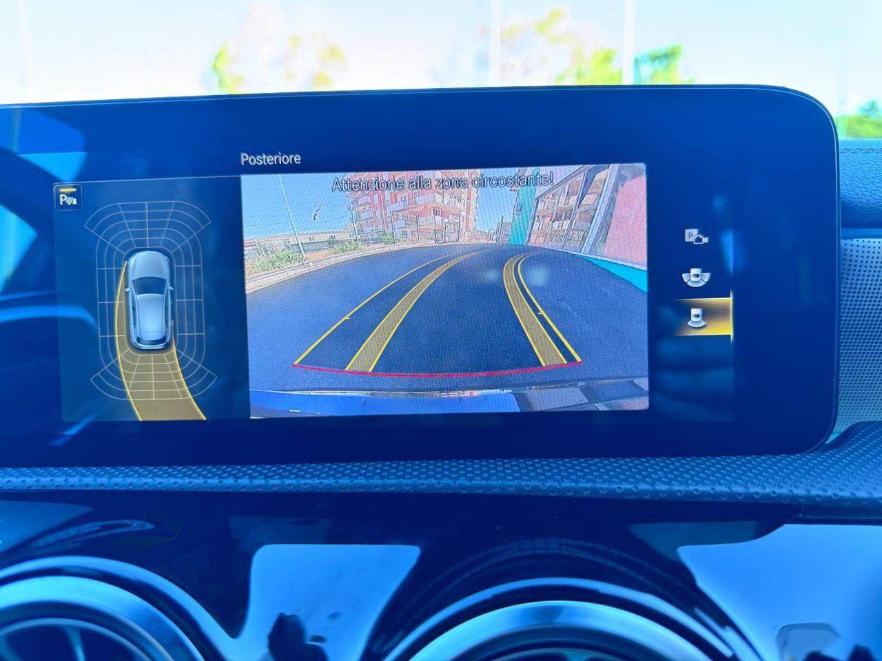 MERCEDES-BENZ A 180 d Automatic Premium 116Cv