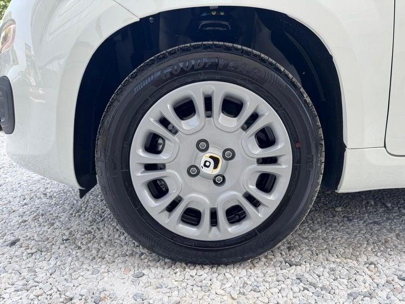 FIAT Panda 1.0 FireFly Hybrid 70cv Pandina - Km0 *Prezzo Reale*