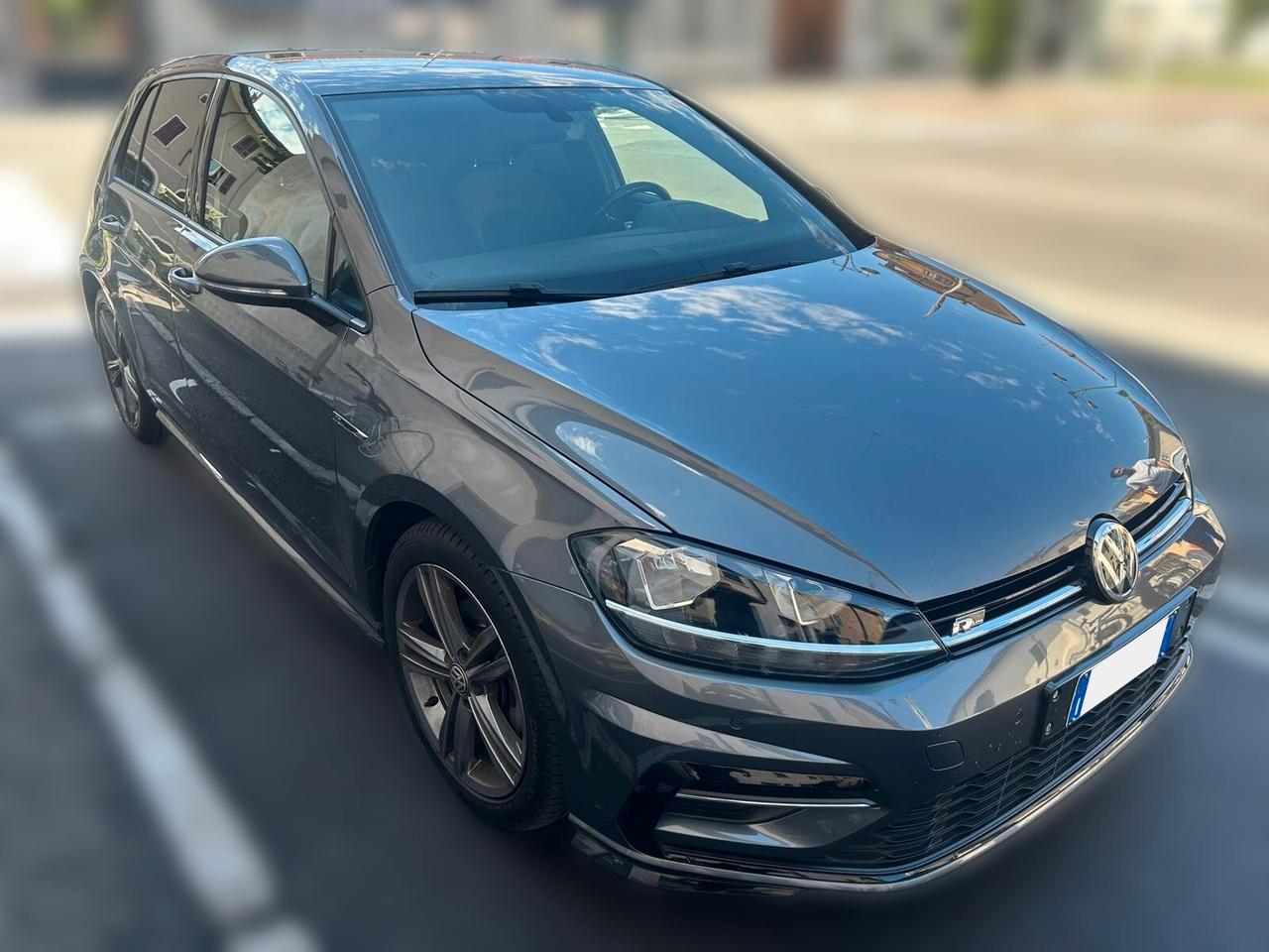Volkswagen Golf 5p 1.6 tdi Sport 115cv dsg ANCHE PER NEOPATENTATI