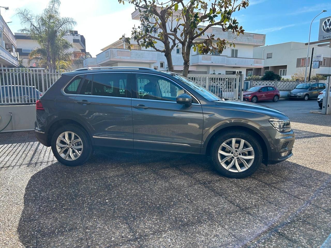 Volkswagen Tiguan 2.0 TDI SCR DSG 4MOTION Advanced BMT