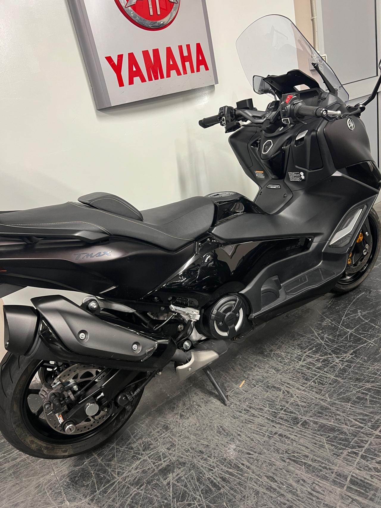 Yamaha TMAX 560 Tech max