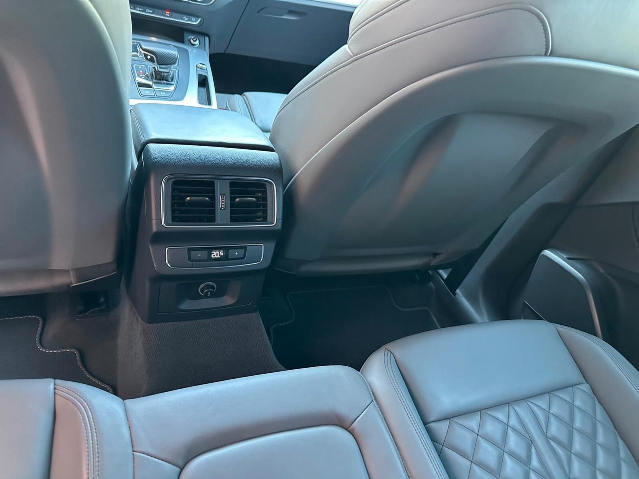 Audi Q5 2.0 TDI 190 CV quattro S tronic S-LINE