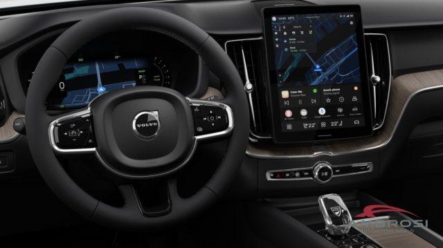 VOLVO XC60 B5 AWD Mild hybrid Benzina Plus Dark