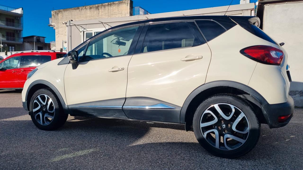 Renault Captur TCe 12V 90 CV Start&Stop Energy Intens-BENZINA-EURO6B-