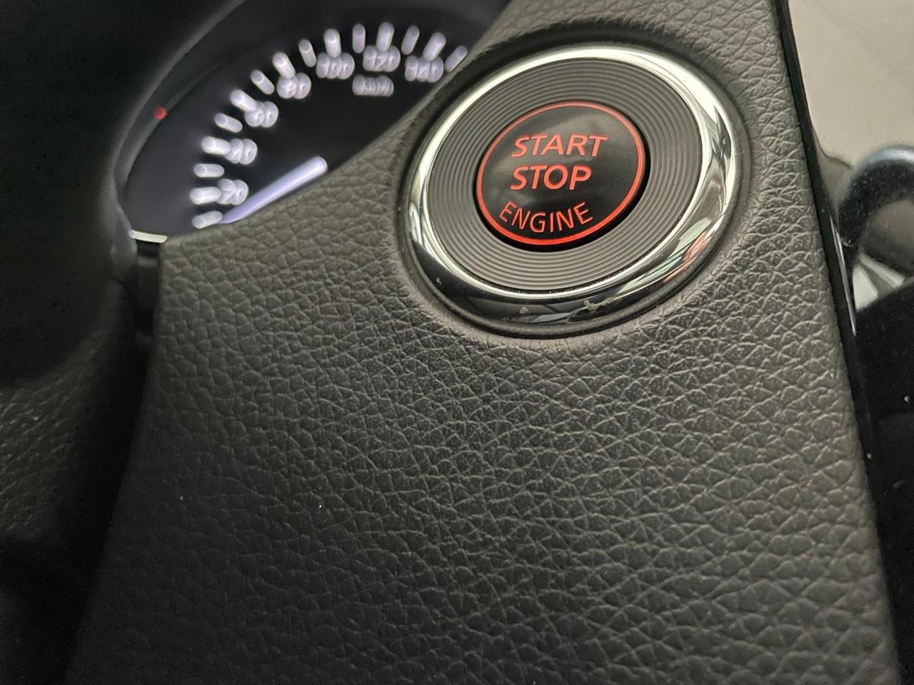 Nissan Qashqai 1.5 dCi N-Connecta/tetto/navi