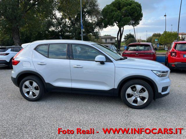 VOLVO XC40 D3 Momentum Pro Iva Esposta