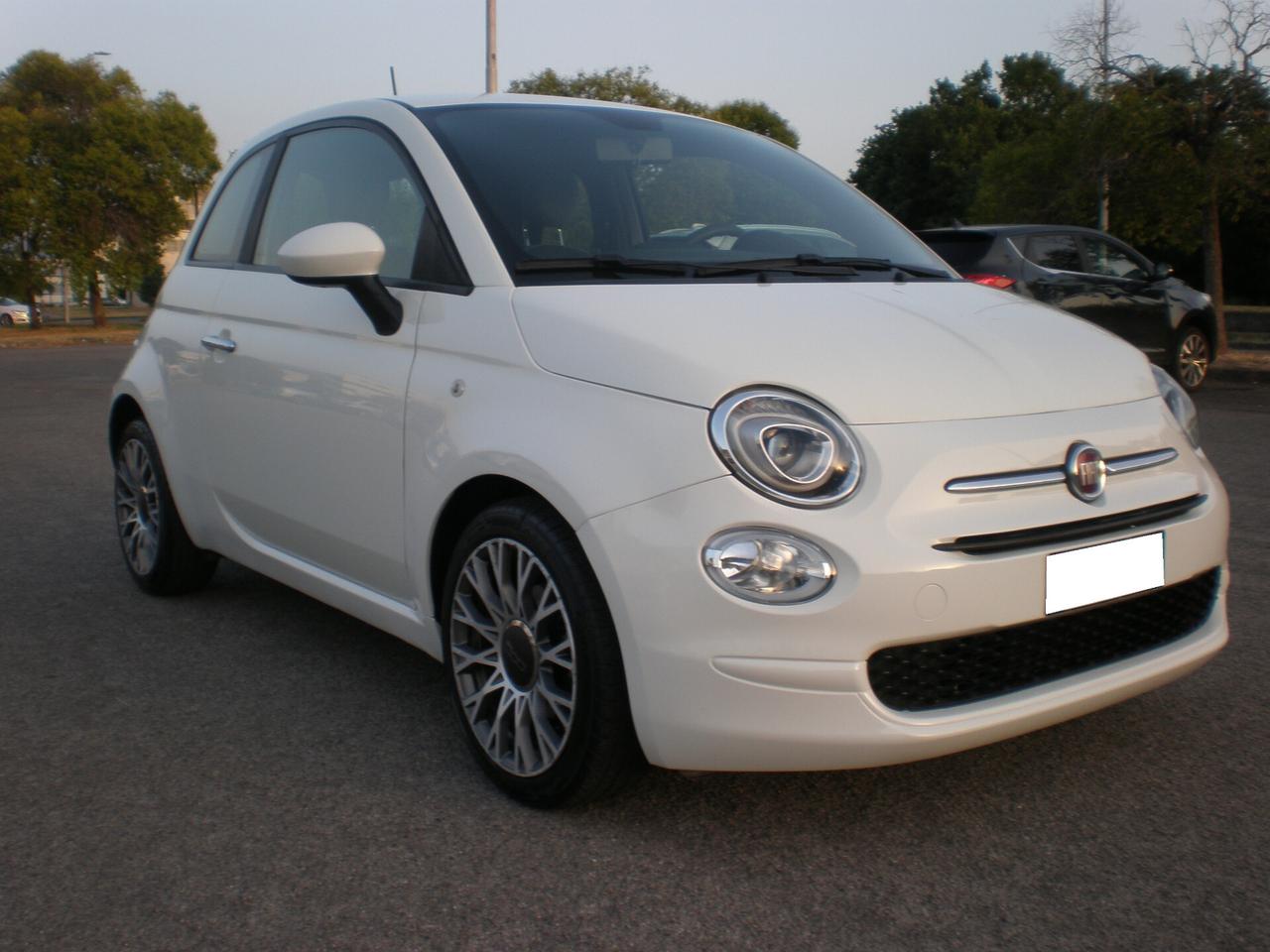 Fiat 500 1.0 Hybrid, pochissimi km, da vetrina
