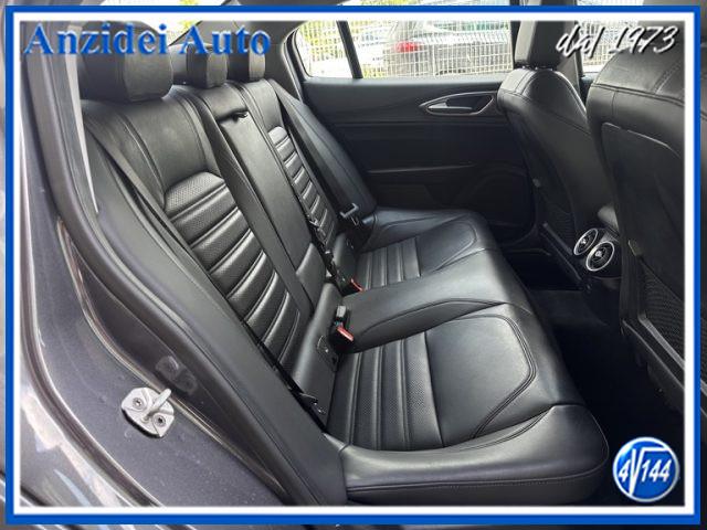 ALFA ROMEO Giulia 2.2 Turbodiesel 210 CV AT8 AWD Q4 Veloce