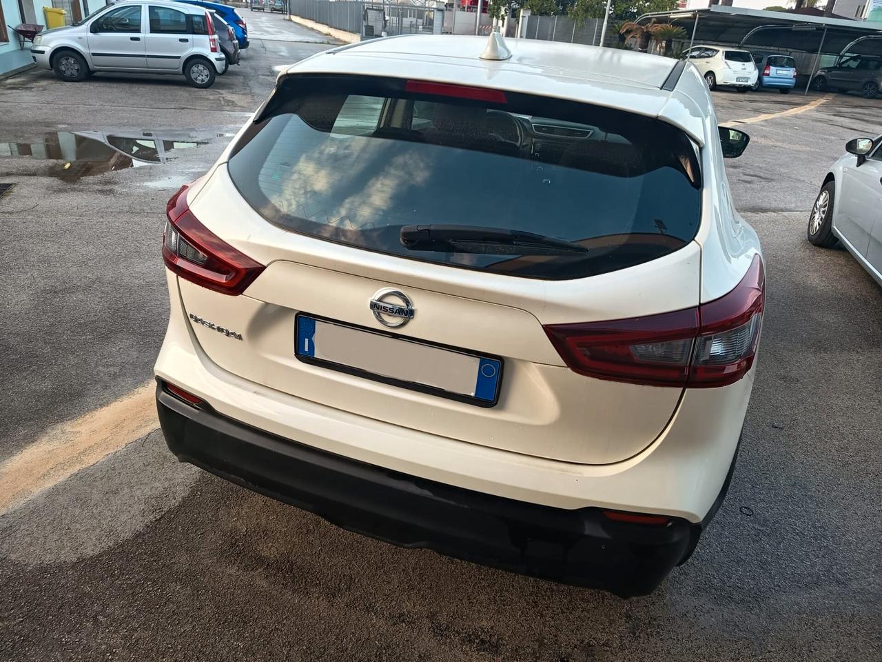Nissan Qashqai 1.5 dCi 115 CV