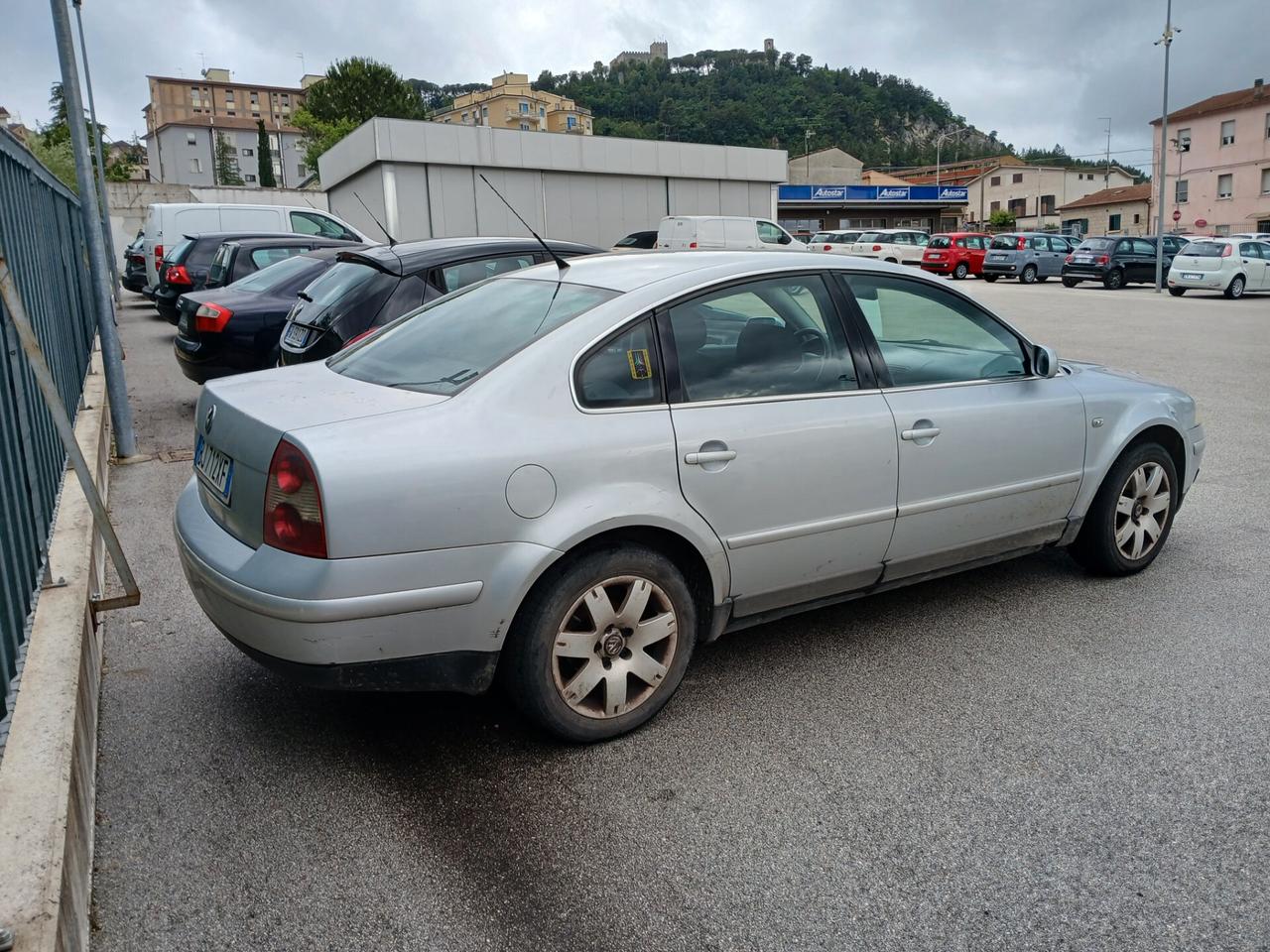 Volkswagen Passat 1.9 TDI 130CV BERLINA COMFORTLINE