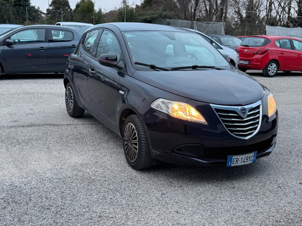 Lancia Ypsilon 1.2 69 CV Unyca