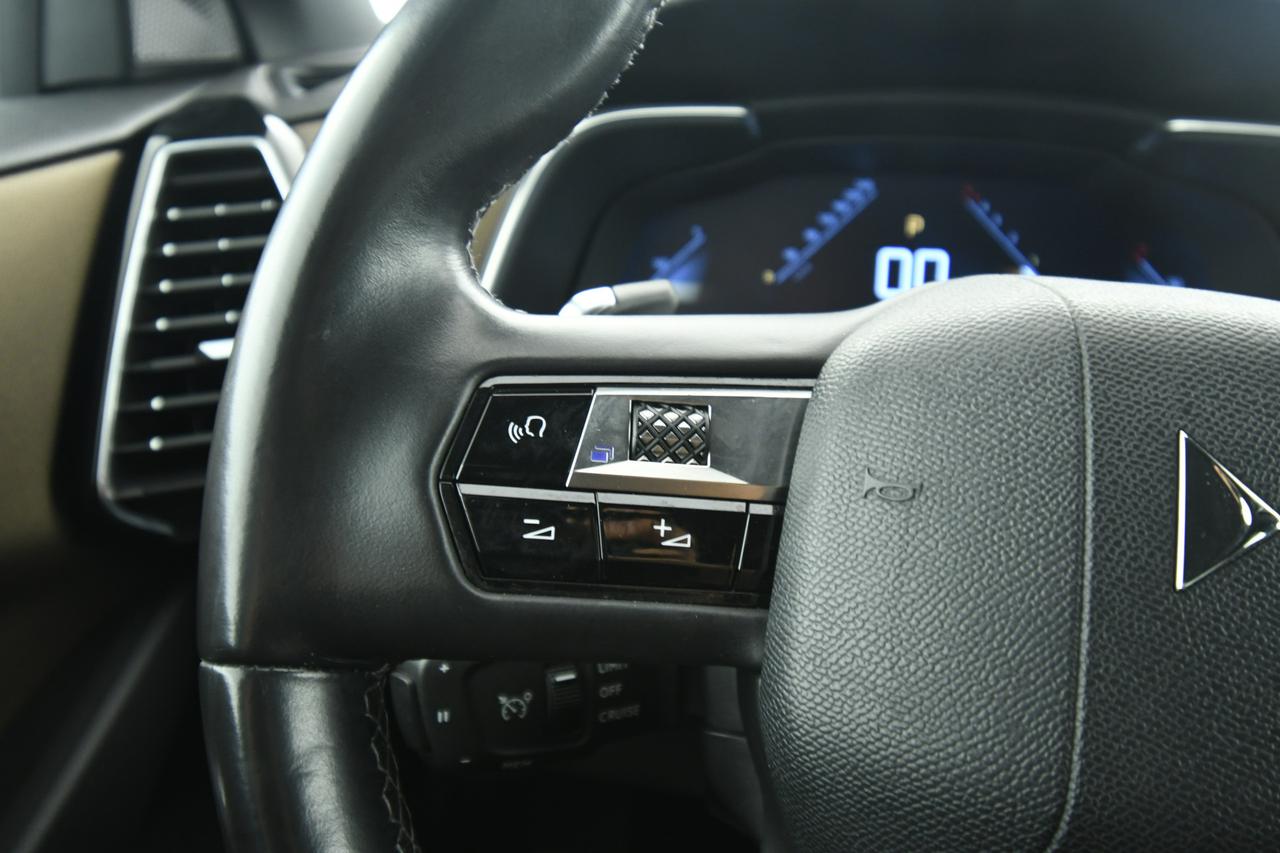 DS DS7 Crossback 2.0 bluehdi Business 180cv auto APP CONNECT+C18''