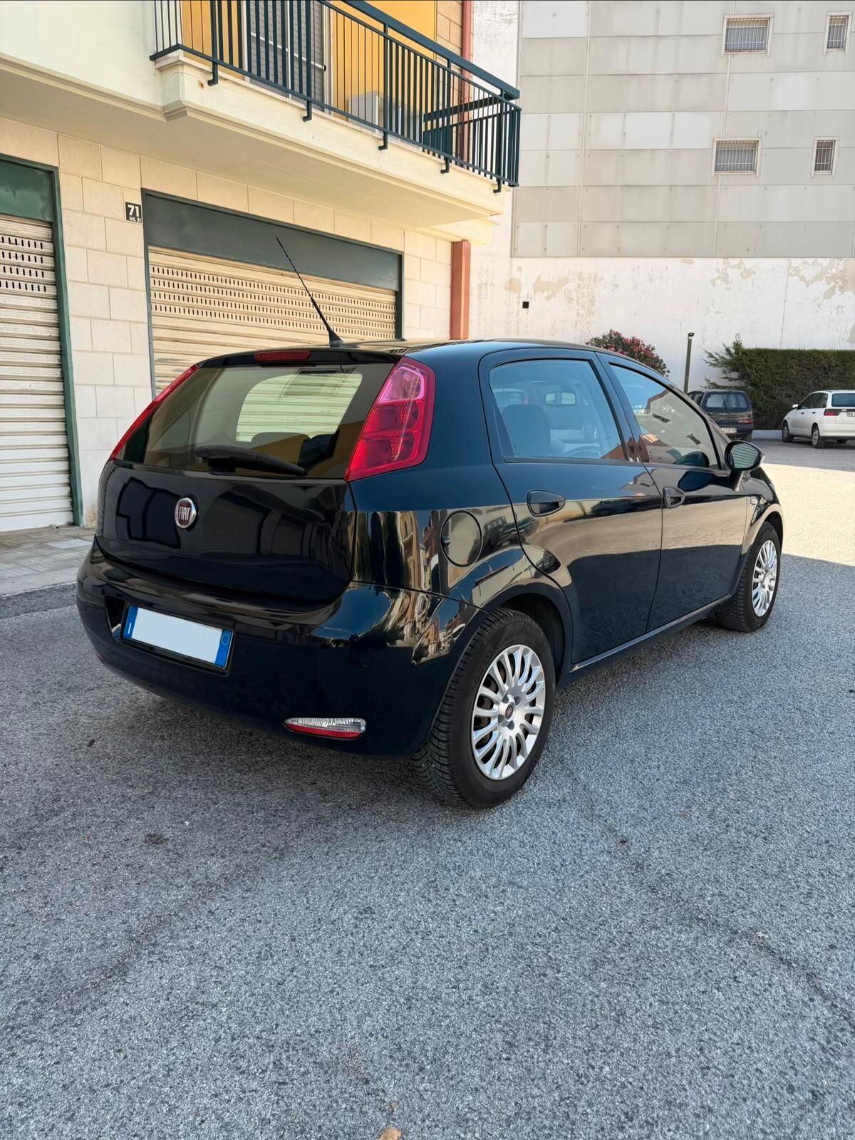 Fiat Punto 1.3 MJT II S&S 95 CV 5 porte Street