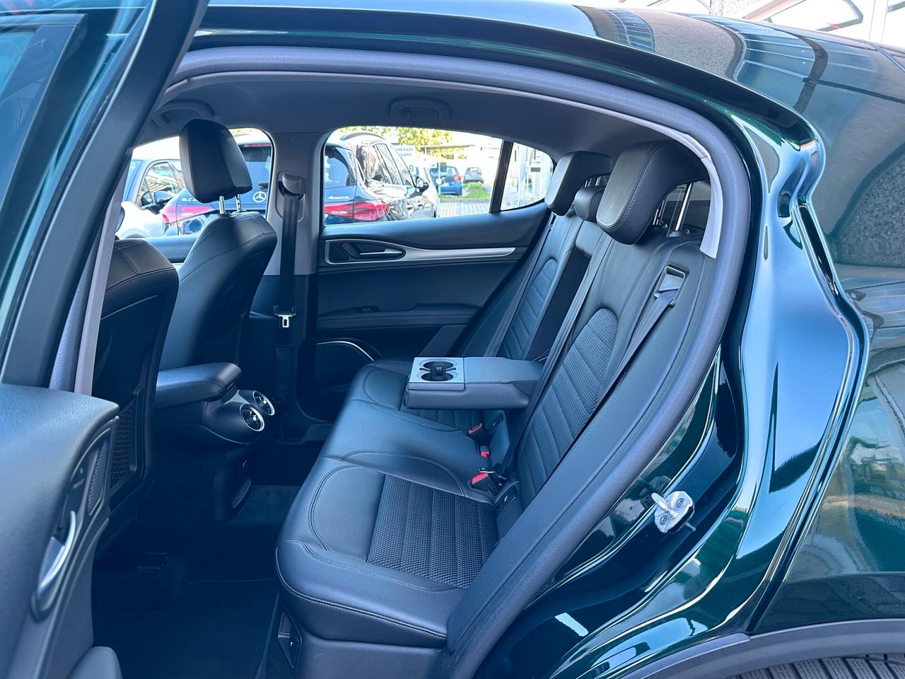 AlfaRomeo Stelvio 2.2D 190CV Q4 SPRINT AUTOMATICA! PELLE/STOFFA NAVI