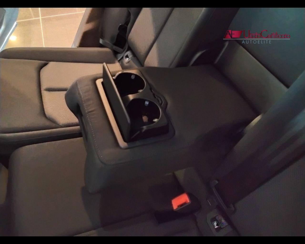 AUDI Q3 35 TDI quattro S tronic Business