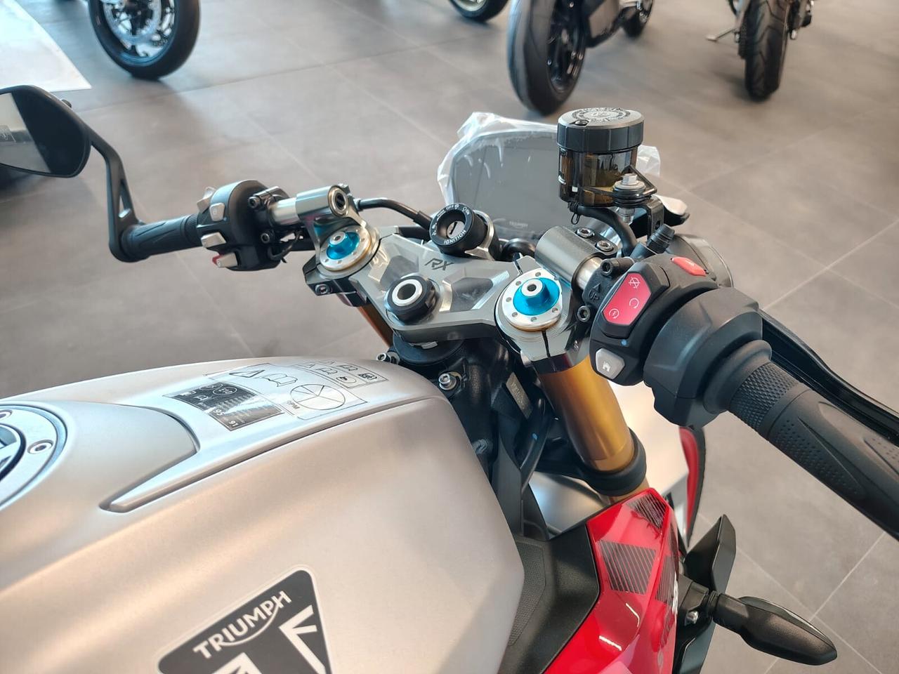 Triumph Street Triple 765RX