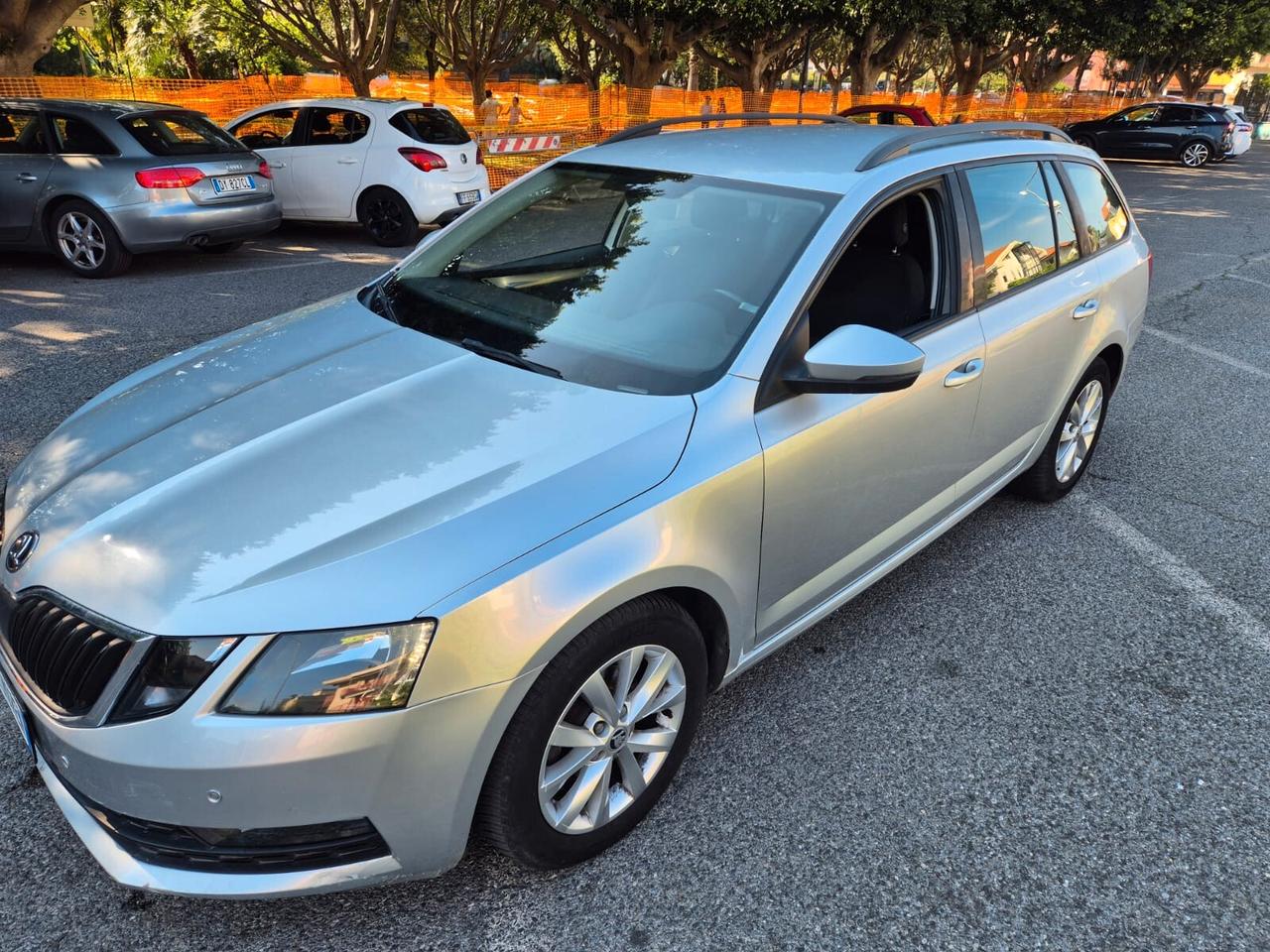Skoda Octavia 1.6 TDI CR 115 CV DSG Wagon Executive
