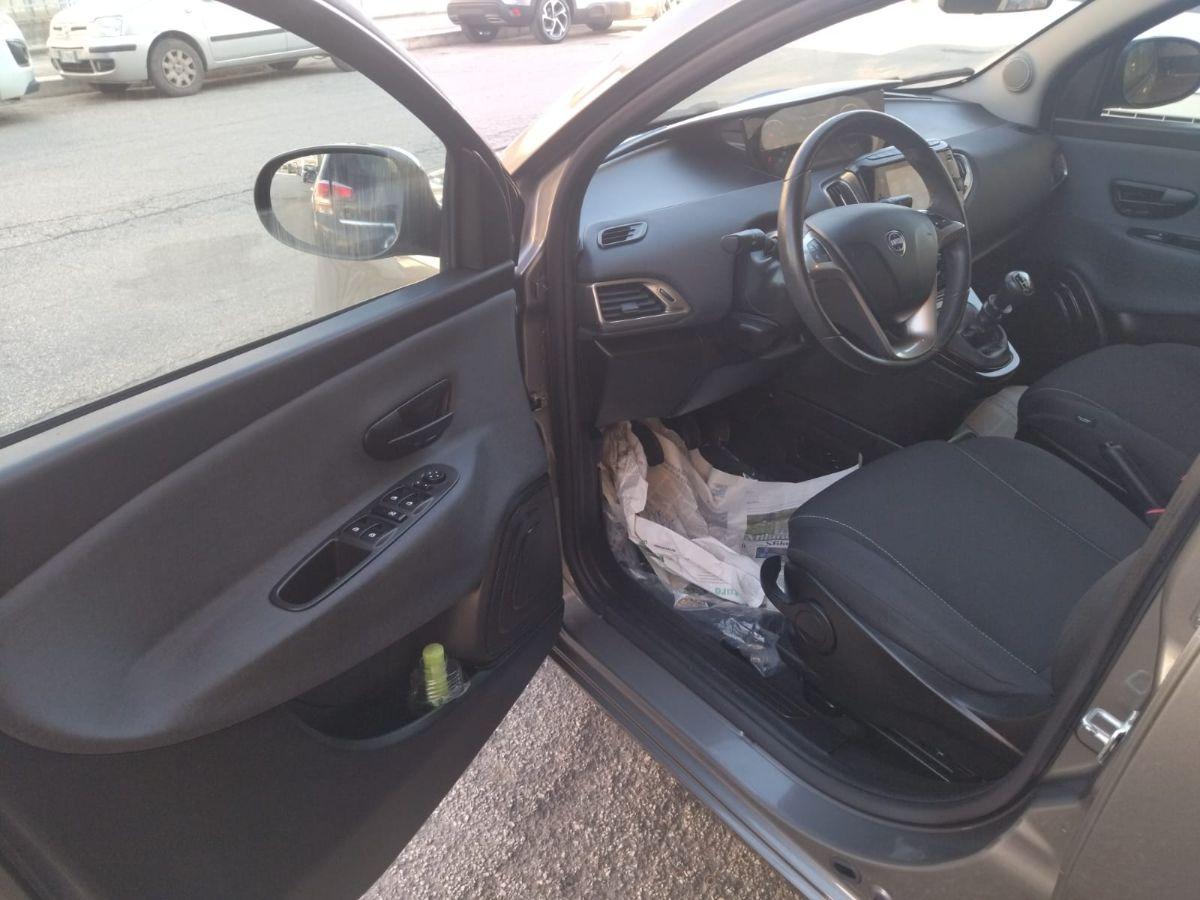 LANCIA Ypsilon 1.0 FireFly 5p.S&S Hybryd Gold 2022