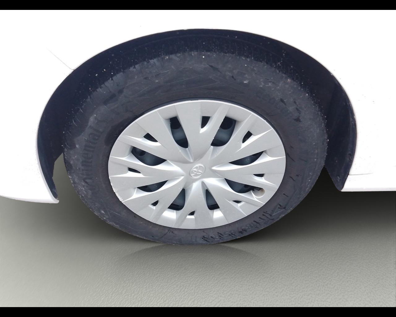 TOYOTA Yaris 4ª serie - Yaris 1.5 Hybrid 5 porte Business