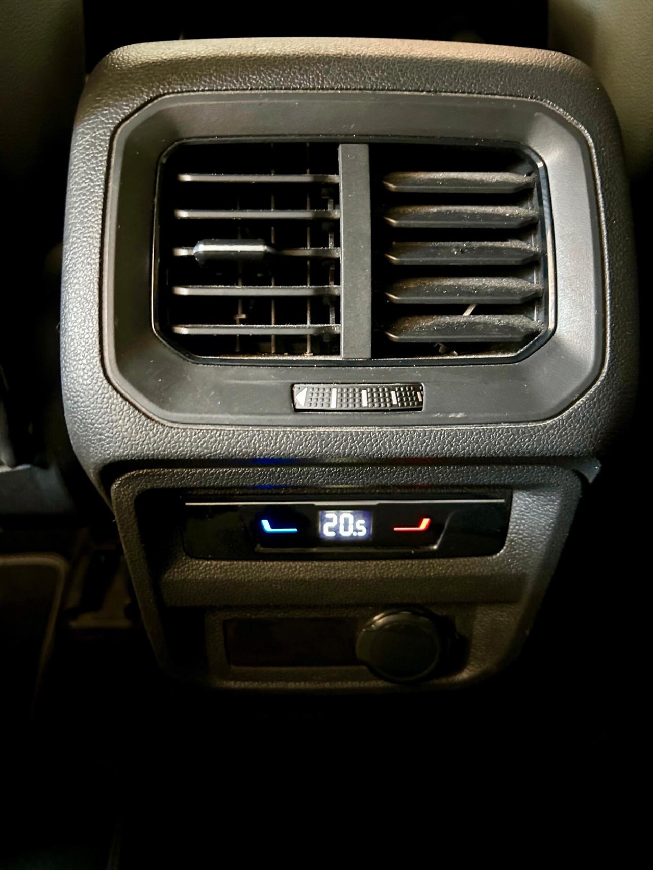 Volkswagen Tiguan 2.0 TDI 150 CV DSG R-Line