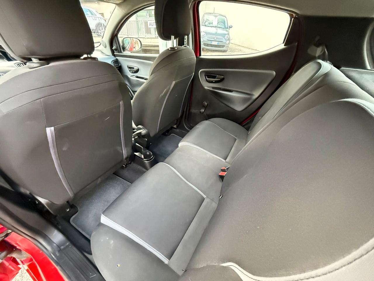 LANCIA YPS 1,2 BZ 69 CV SILVER 5P