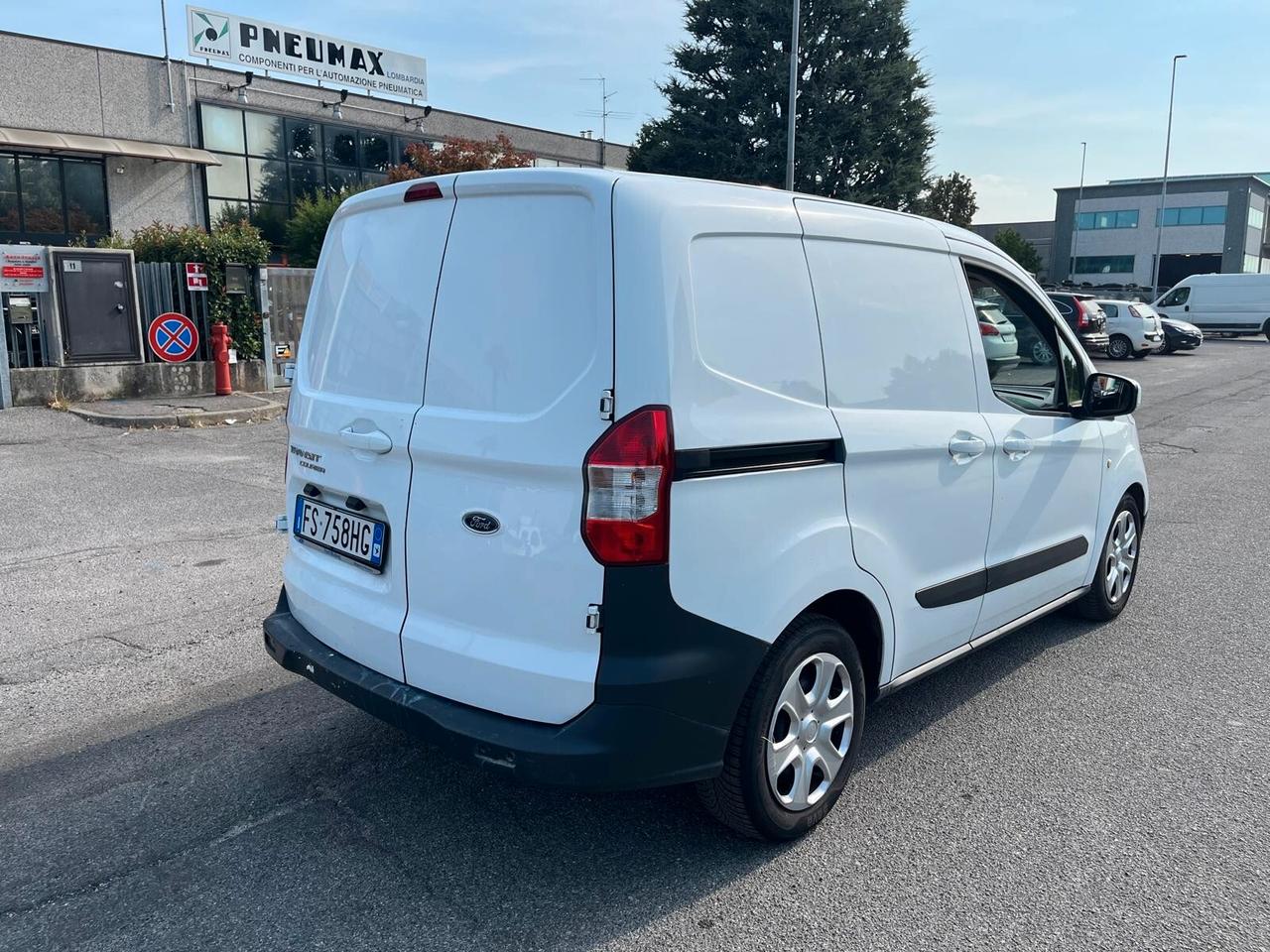 Ford Transit Courier 1.5 TDCi 75CV Van **+IVA**