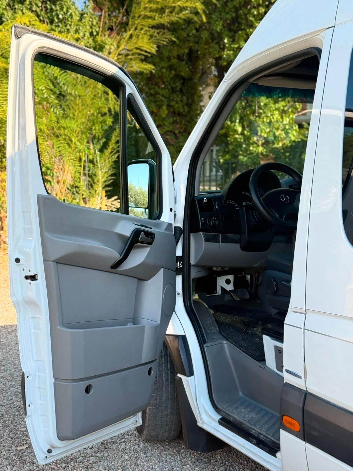 Mercedes-benz Sprinter K32/35 316 CDI TN Kombi