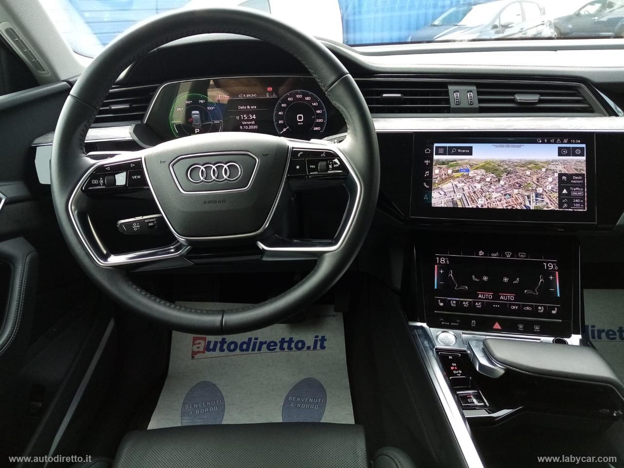 AUDI e-tron 55 quattro Advanced