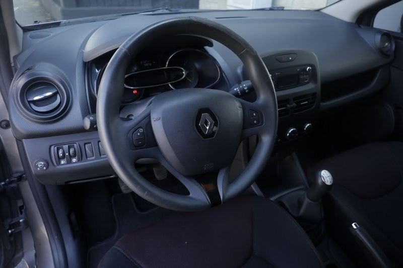 Renault Clio Renault Clio 1.2 75CV 5 porte GPL Costume National Unicoproprietario