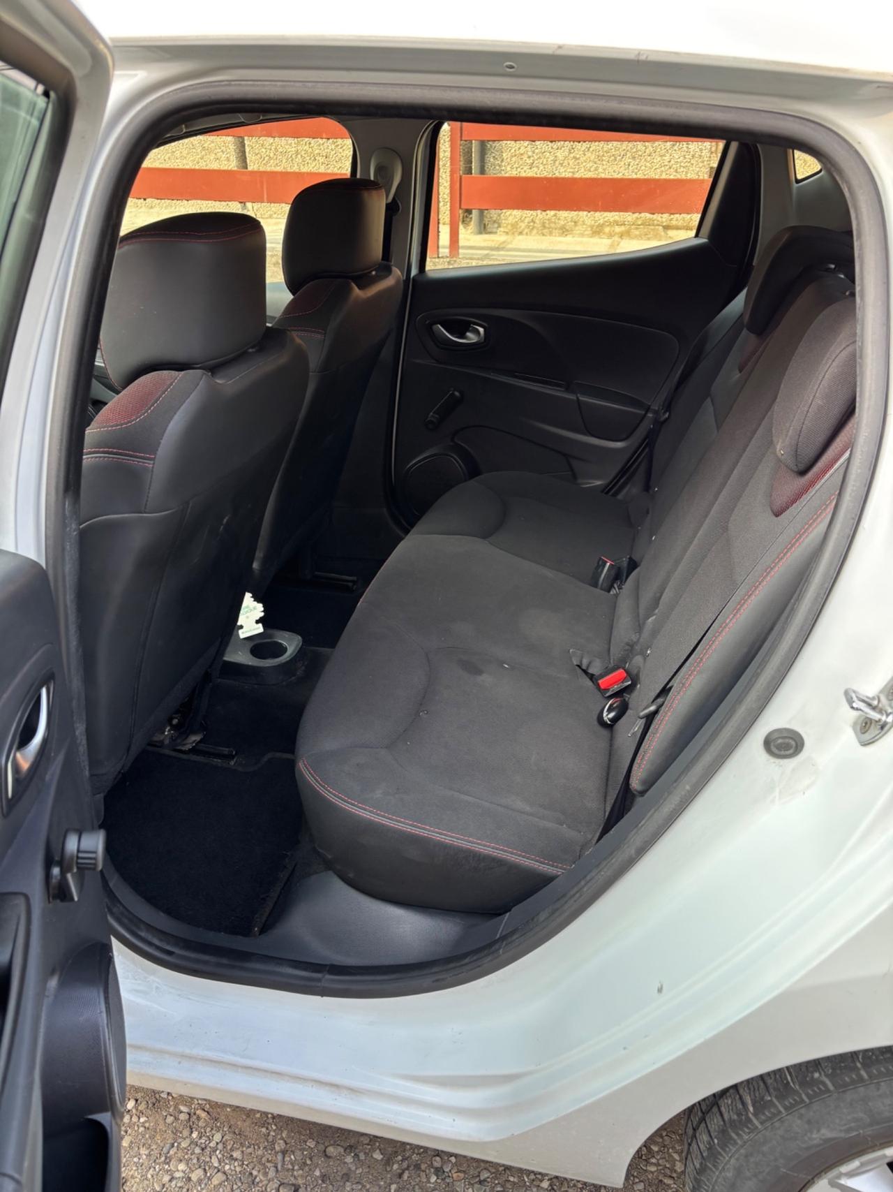 Renault Clio 1.5 dCi 8V 90CV Start&Stop 83gr 5 porte EcoBusiness