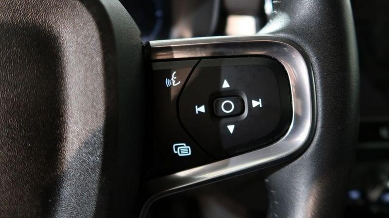 Volvo XC40 Recharge T5 Plug-in Hybrid Recharge Inscription Expression
