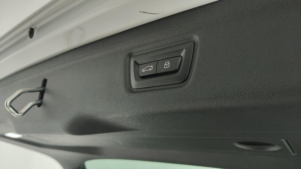 BMW Serie 3 G21 2022 Touring - 320d Touring mhev 48V xdrive MSport Pro auto