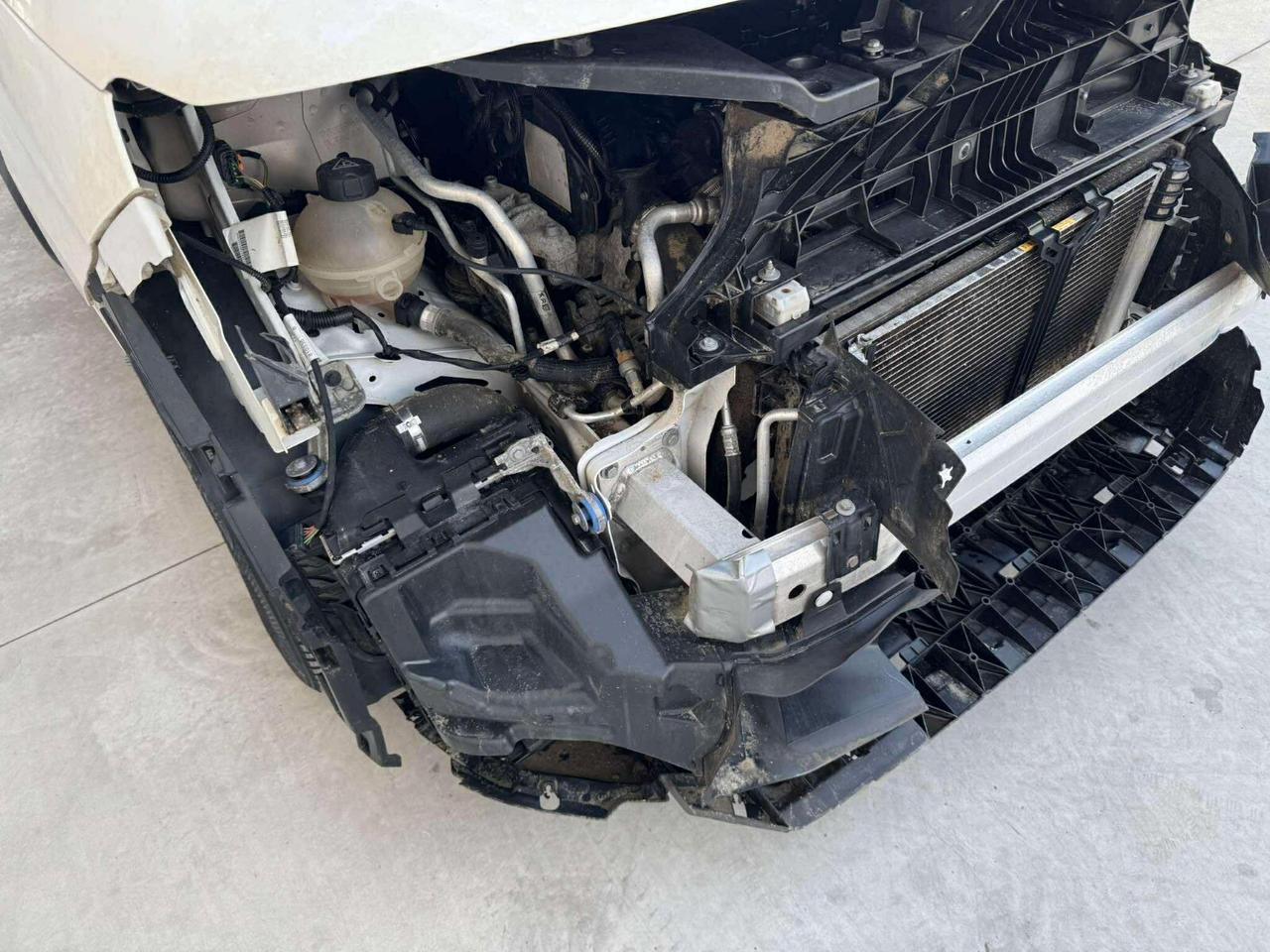 Peugeot Partner Tepee BlueHDi 100 Active POCO SINISTRATO