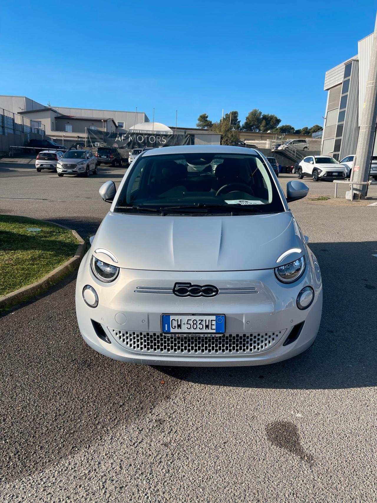 Fiat 500 500e Berlina 42 kWh La Prima