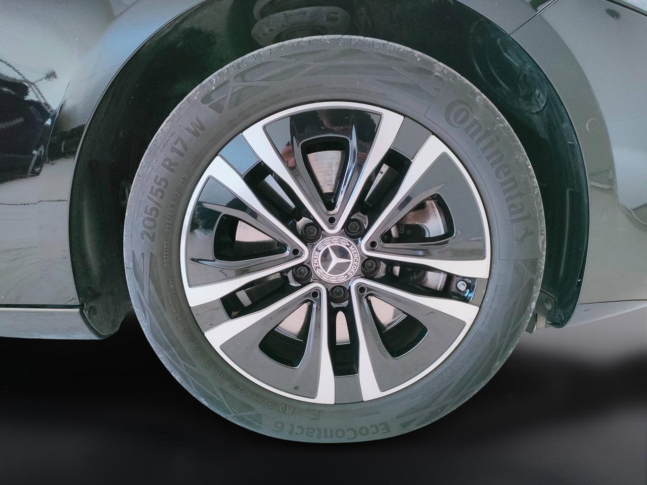 Mercedes-Benz Classe A - W177 2023 - A 250 e phev Progressive Advanced Plus auto