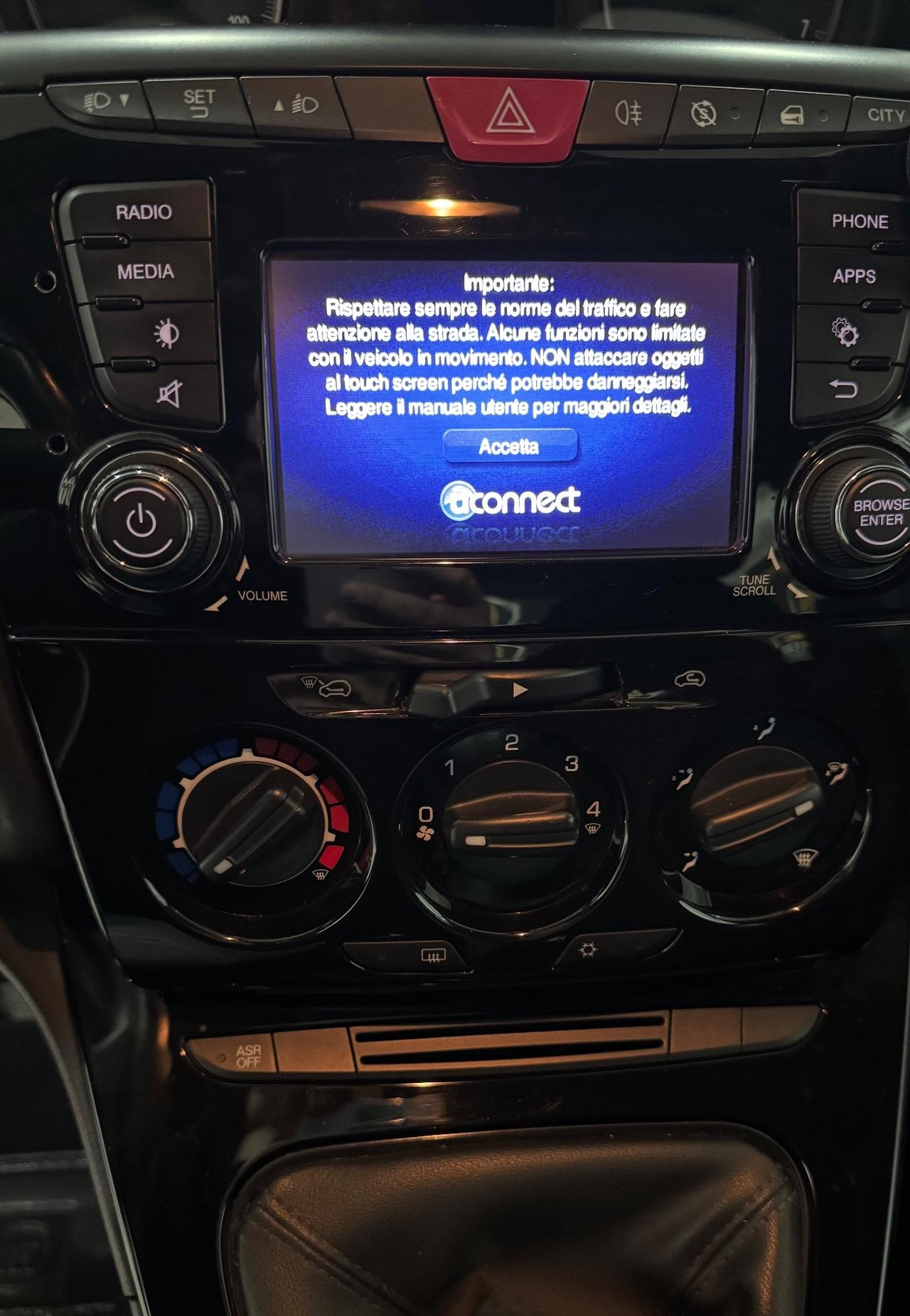 Lancia Ypsilon 1.2 69 CV 5 porte GPL Ecochic Monogram