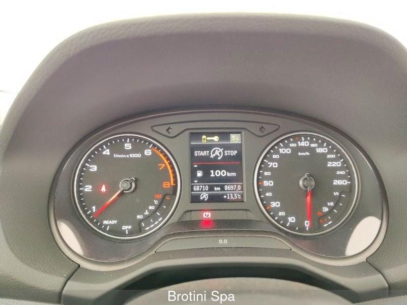 Audi Q2 Q2 35 TFSI Business