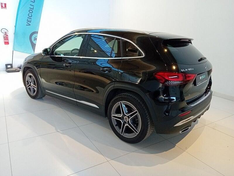 Mercedes-Benz GLA GLA 180 d Automatic Premium