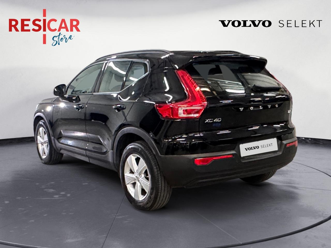 VOLVO XC40 1.5 t2 Momentum Core