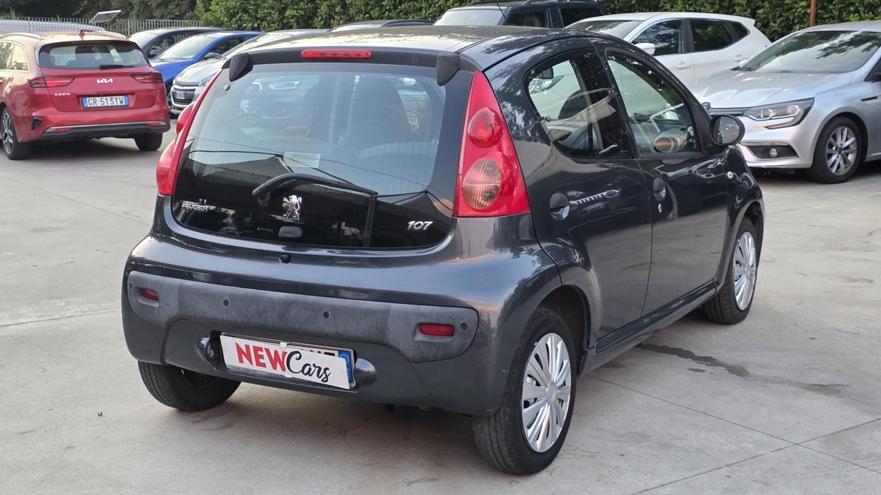 Peugeot 107 1.0 68CV 5p. Allure