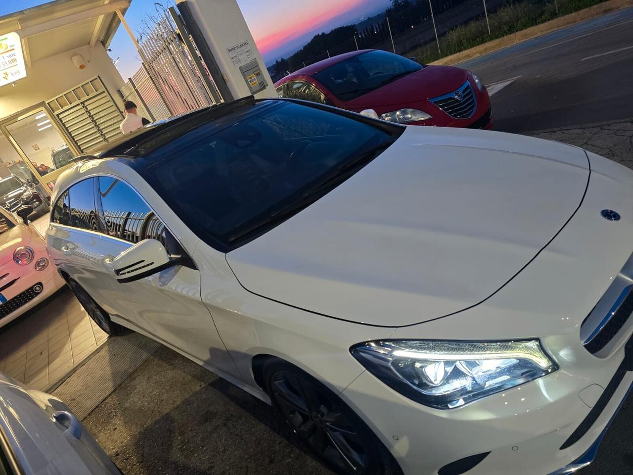 Mercedes-benz CLA 220 d S.W. Automatic Premium PACCHETTO AMG