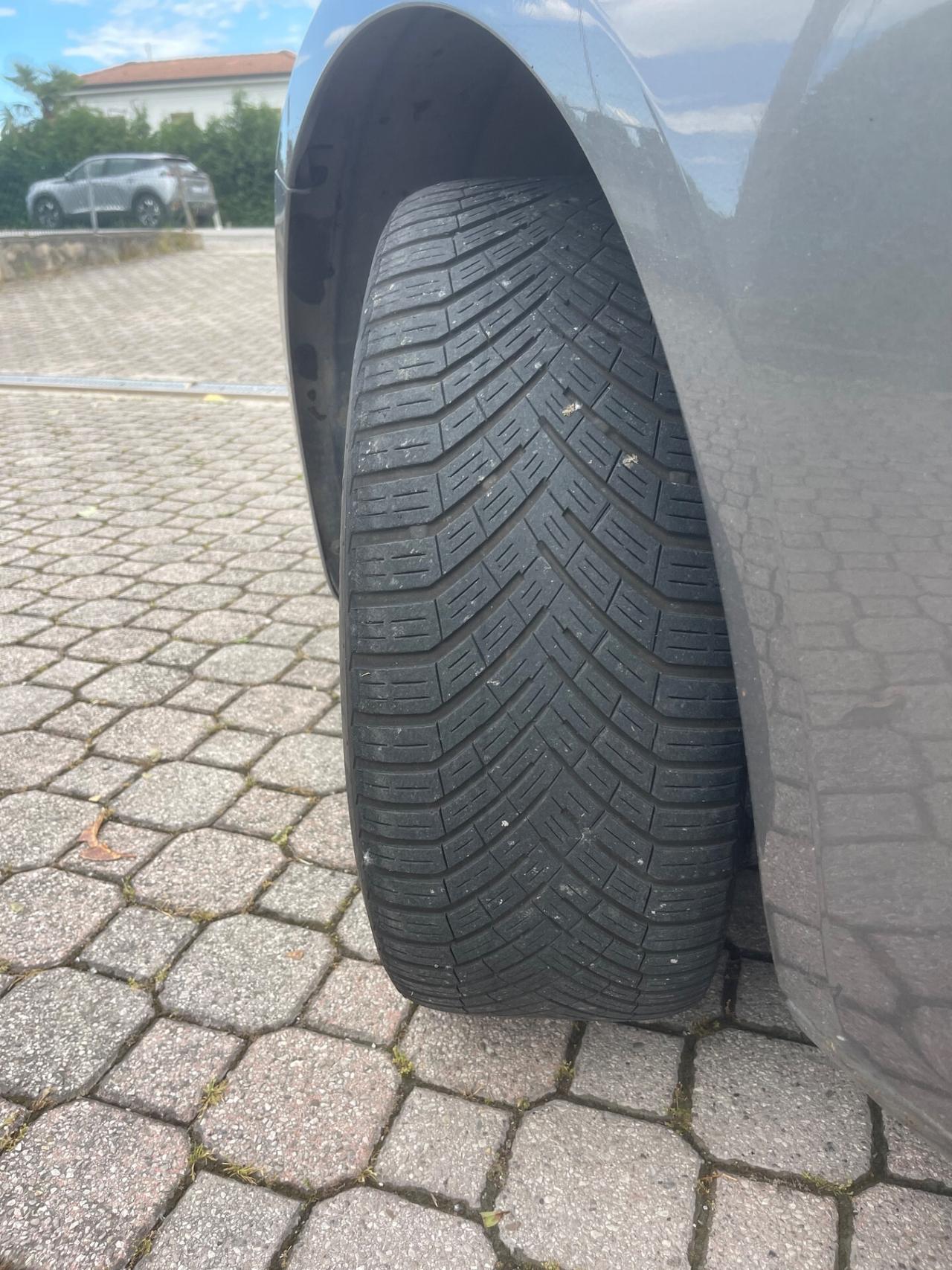 Alfa Romeo Giulietta 1.4 Turbo 120 CV GPL Super