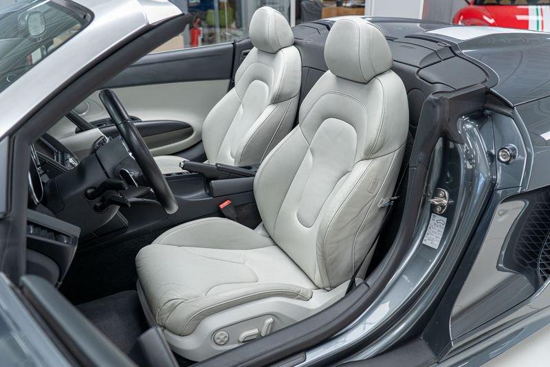Audi R8 R8 SPYDER 5.2 V10