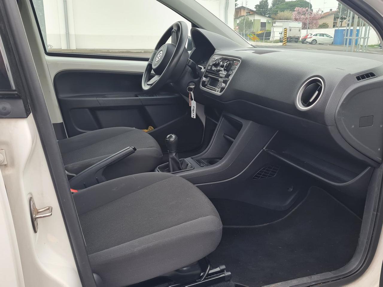 Volkswagen up! 1.0 eco Move up! #9928